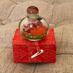 Vintage Chinese Reverse Painted Glass Snuff Bottle - Ox Zodiac SF Chinatown 2x2